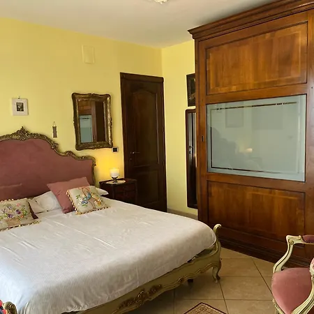 Miriam Sea Front Jacuzzi Giardini Naxos